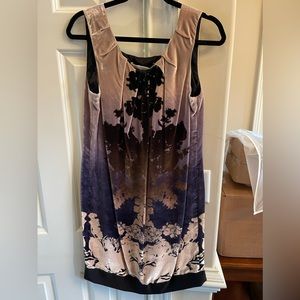 DianevonFurstenberg cocktail dress. Size 8. Rayon and silk. One of a kind.